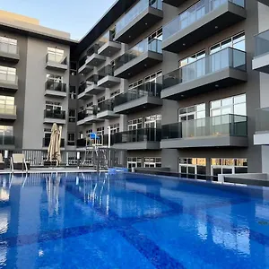 https://penrose-place-dubai-jvc.dubaihotelsoffers.com